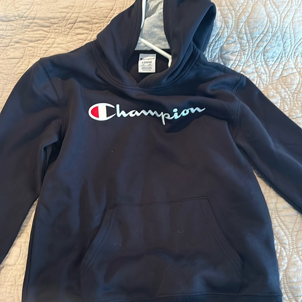 Boys 14/16 champions sweatshirt